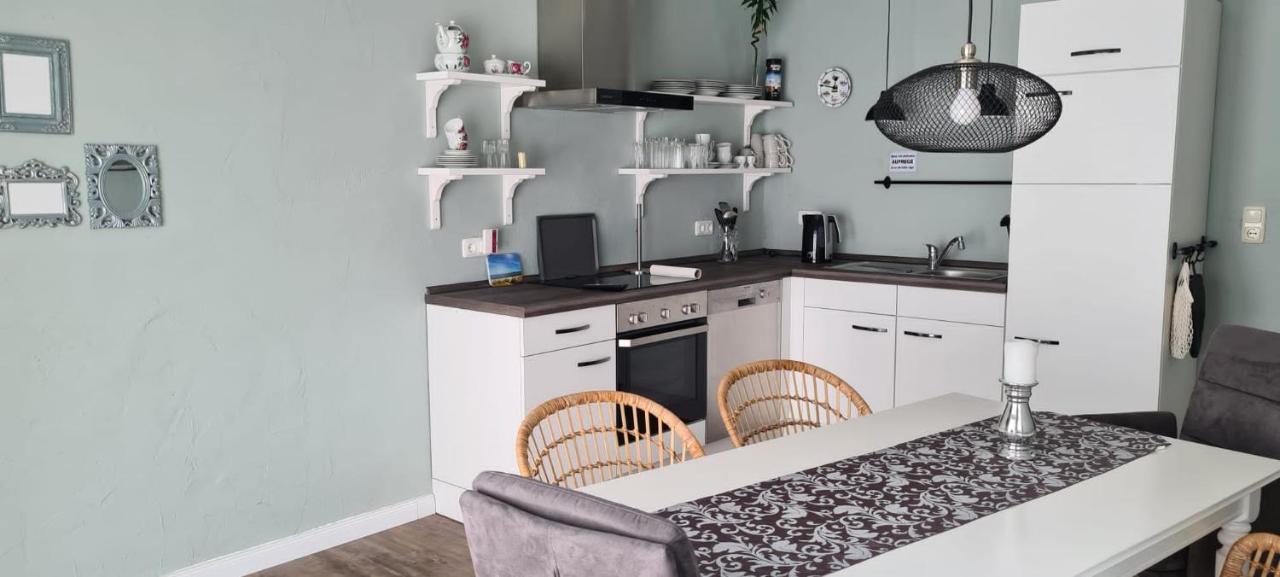 Lotta'S Ferienhaeuschen Apartment Emden Bagian luar foto