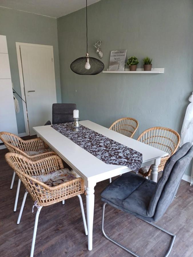 Lotta'S Ferienhaeuschen Apartment Emden Bagian luar foto