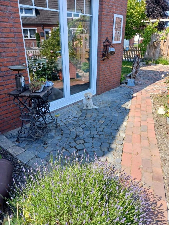 Lotta'S Ferienhaeuschen Apartment Emden Bagian luar foto